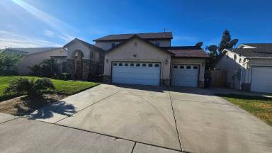 Main picture of 580 W Sunset St