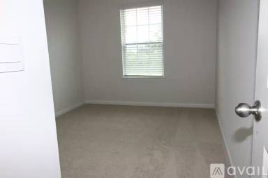 Main picture of 1185 Evelynnview Ln