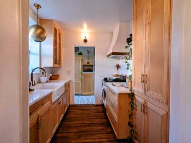 Main picture of 3827 Madison Ave