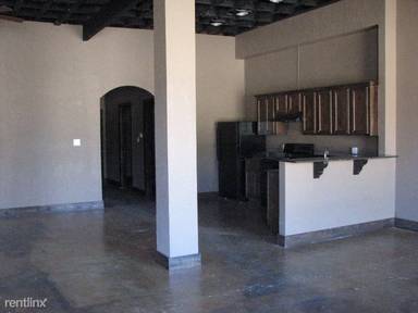Main picture of 306 N 4th St