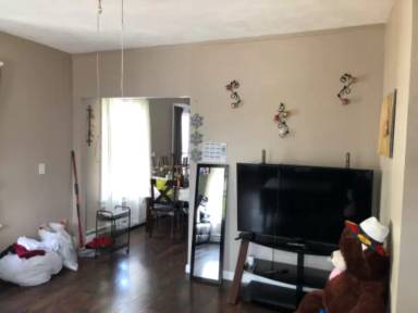 Main picture of 13 Washington St