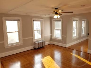 Main picture of 37 Grove St