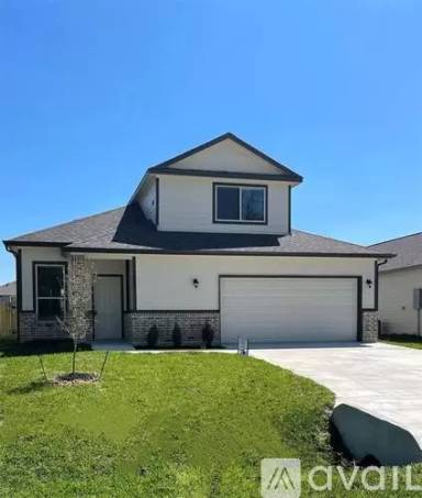 Main picture of 2018 Cedar Branch Dr