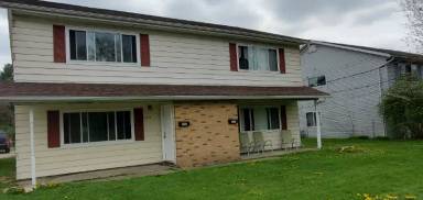 Main picture of 755 Akron Blvd