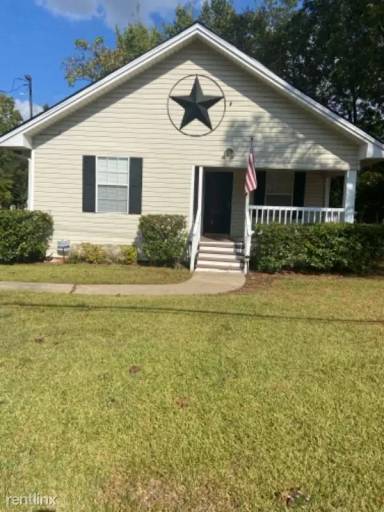 Main picture of 304 N Houston St