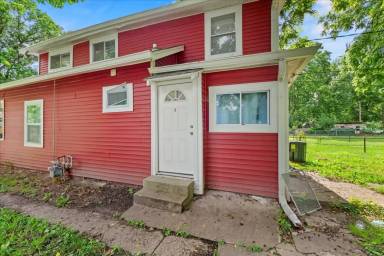 Main picture of 1138 W 36th St