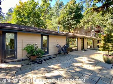 Main picture of 3710 Mohawk Way