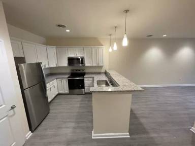 Main picture of 192 Erie Blvd