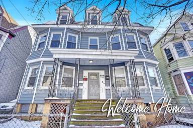 Main picture of 142 Seymour Ave