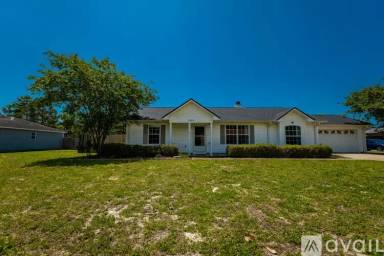 Main picture of 7699 Sandstone St