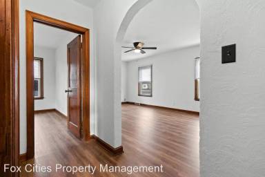 Main picture of 950 N 21st St