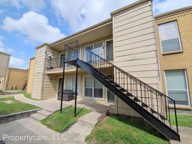 Main picture of 8100 Creekbend Dr