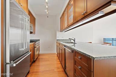 Main picture of 65 East Scott