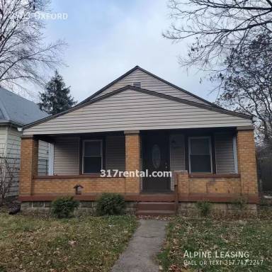 Main picture of 2403 N Oxford St