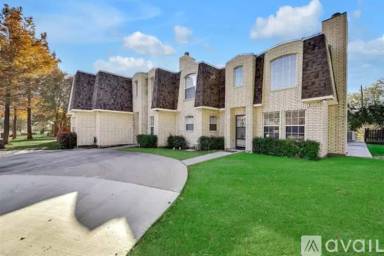 Main picture of 2921 Allister St