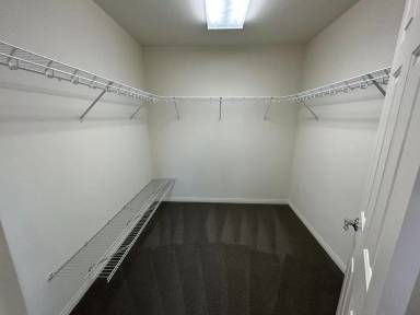 Main picture of 6737 Philharmonic Ave