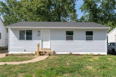 Main picture of 1211 Walker Ave