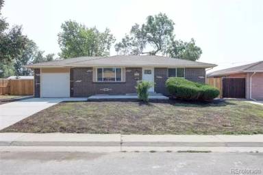 Main picture of 8380 Quigley St