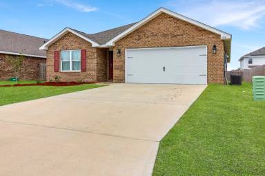 Main picture of 1034 Limpkin St