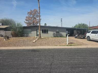 Main picture of 340 N 84th Pl