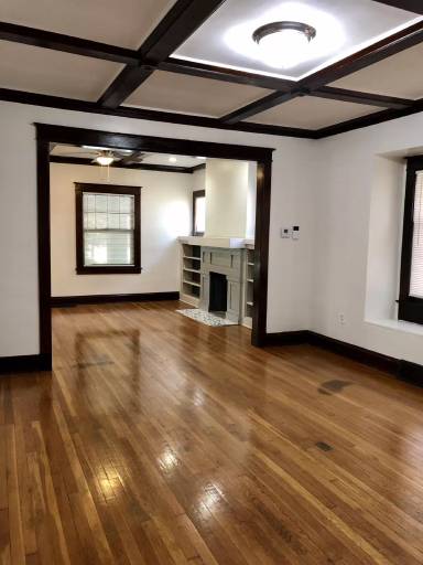 Main picture of 2931 Campbell St
