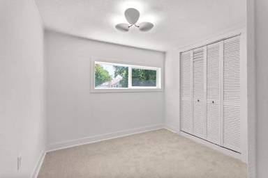 Main picture of 5949 Stanley Ave