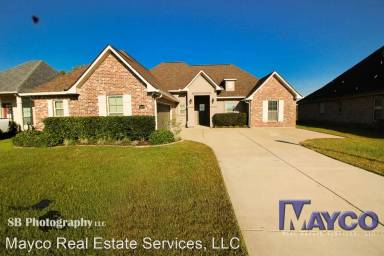 Main picture of 2912 Paradise Dr
