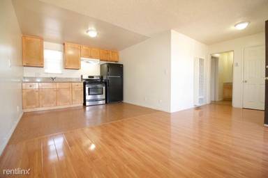 Main picture of 393 Adena St