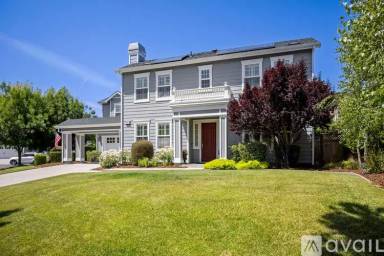 Main picture of 4 Silverberry Ct