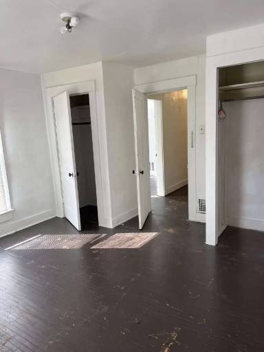 Main picture of 1336 W Market St