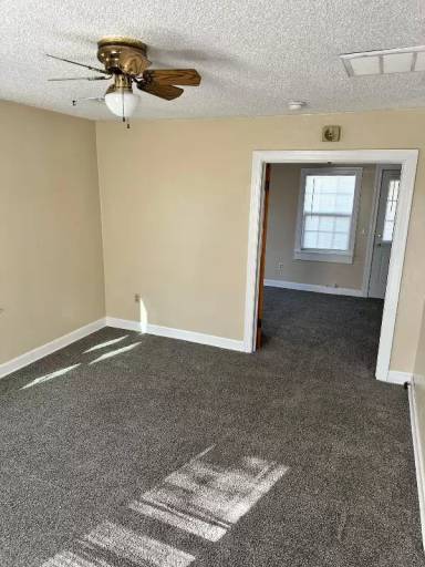 Main picture of 414 W 3rd Ave