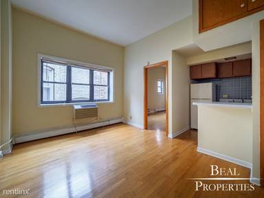 Main picture of 1435 N Dearborn St