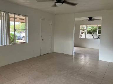 Main picture of 3922 E Alta Vista St