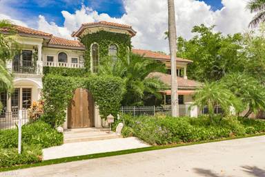 Main picture of 319 Coral Way