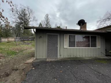 Main picture of 48963 River Park Rd