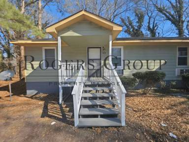 Main picture of 106-08 Carter St