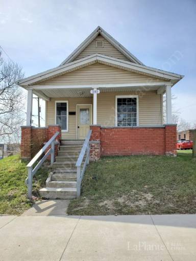 Main picture of 203 South Ave