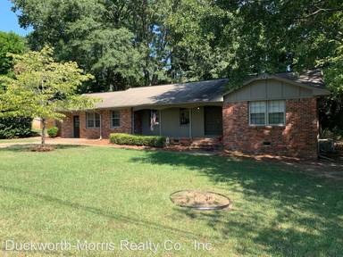 Main picture of 1429 Heritage Dr