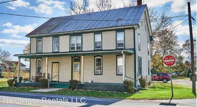 Main picture of 2 E Main St