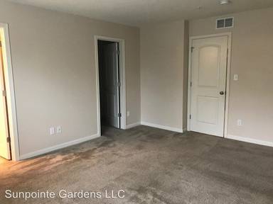 Main picture of Sunpointe Townhomes