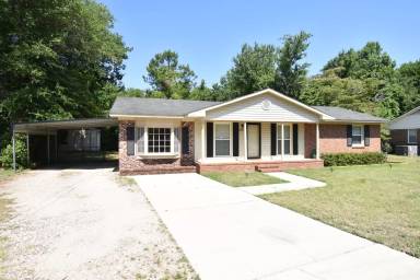 Main picture of 2612 Phoenician Dr