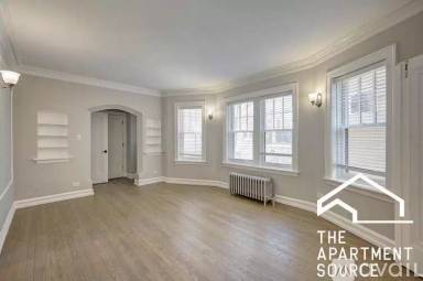 Main picture of 1352 W Carmen Ave