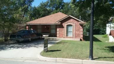 Main picture of 1426 Morland Ave