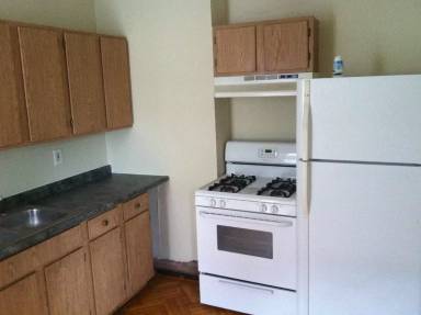 Main picture of 575 Averill Ave. - 3