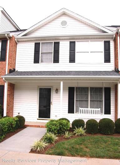Main picture of 720 Wyndhurst Dr