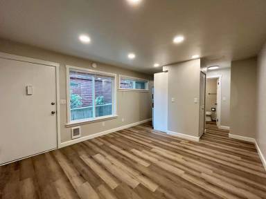 Main picture of 15 Ward St