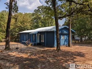 Main picture of 182 Southlake Dr