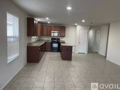 Main picture of 9003 Cloudveil Dr