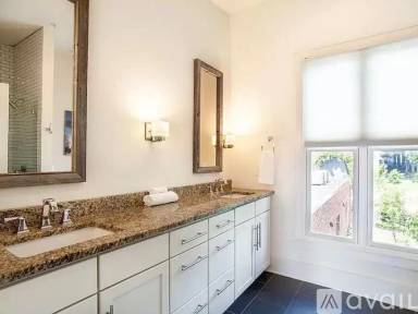 Main picture of 205 Mews Way