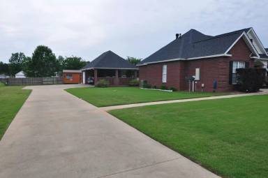 Main picture of 1210 Kenner Creek Cir